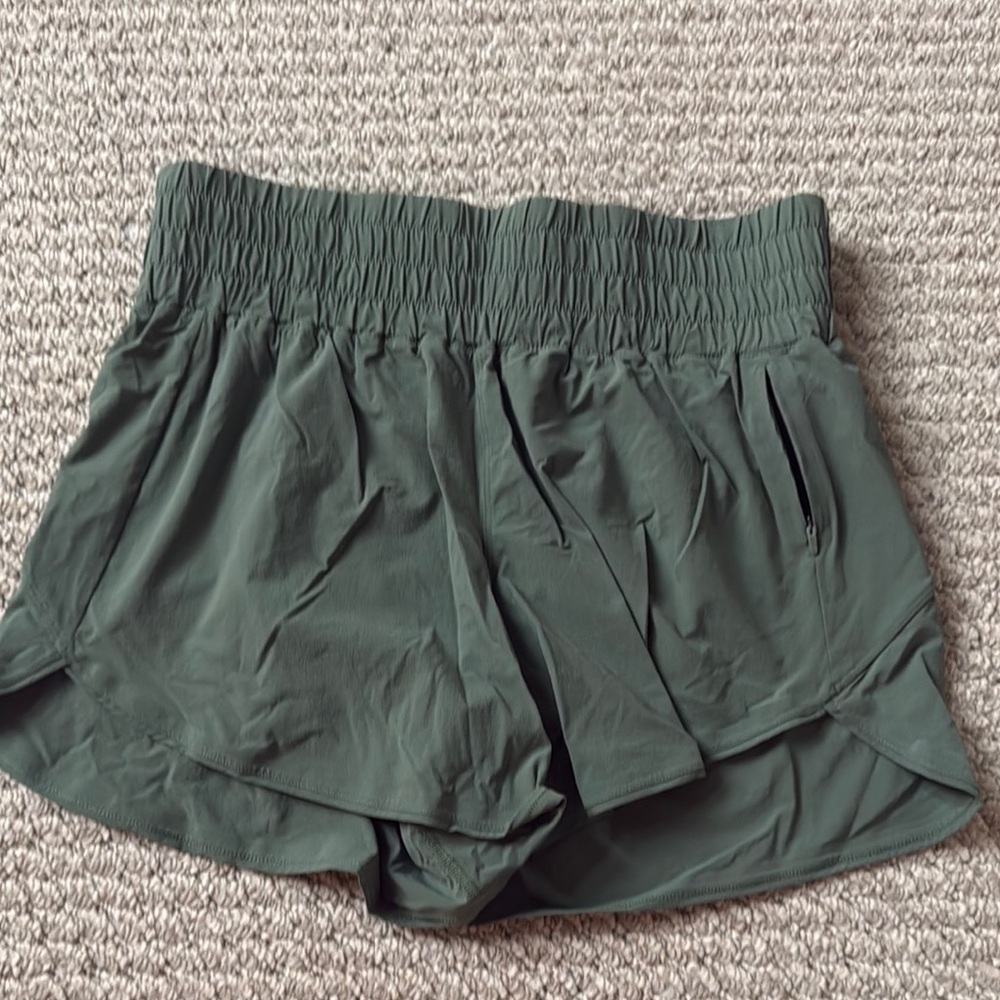 Outdoor voices light speed 3in shorts